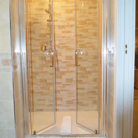 Апартаменти Domus Athena Барі